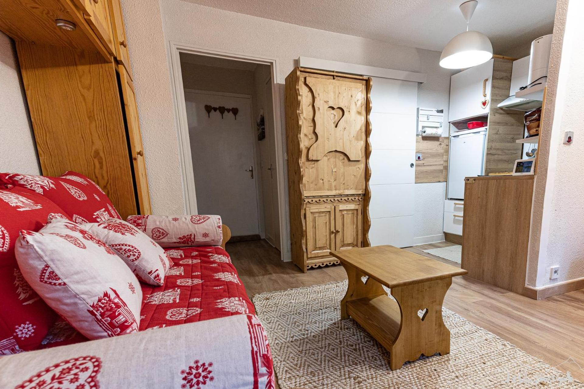 ALLOS village STUDIO avec balcon proche de pistes Extérieur photo